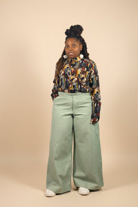 BH Canvas Wide Leg Trouser in Seafoam Green showing the tailored fit through the waist, hip, and seat.