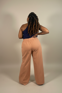 BH Soft Twill Easy Waist Pant in Desert Rose with a relaxed wide-leg shape and comfort-focused fit.