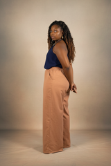 BH Soft Twill Easy Waist Pant in Desert Rose showing the soft twill drape through the hip, seat, and thigh.